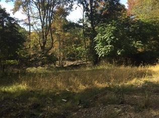 147 Aiken Ln, Mars, PA 16046