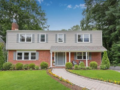 63 Walworth Avenue, Scarsdale, NY, 10583