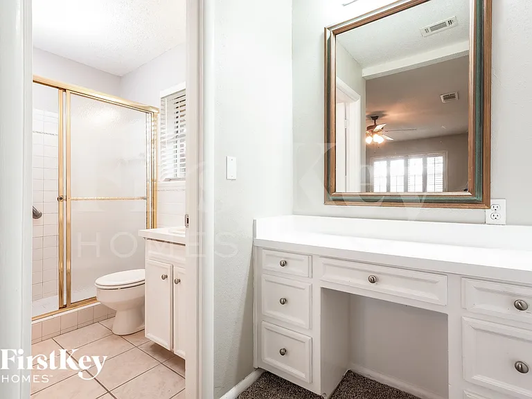 1424 Wreyhill Dr — Photo 12