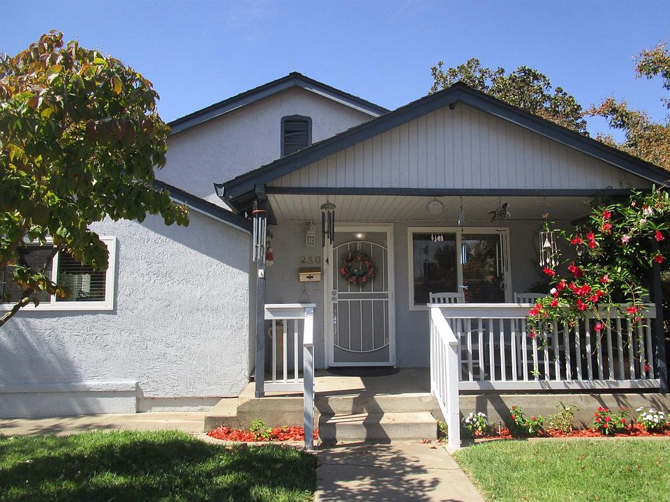 1st image of 230 Maxwell Ave