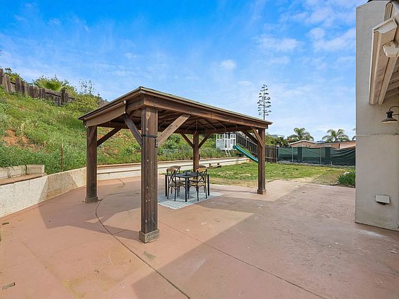 3rd image of 1544 Indian Summer Rd