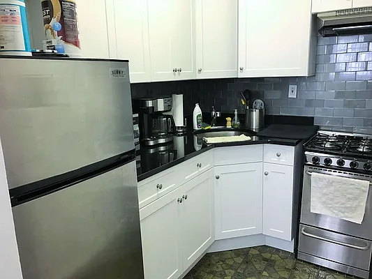 Rented by Joe Gotham LTD | media 47