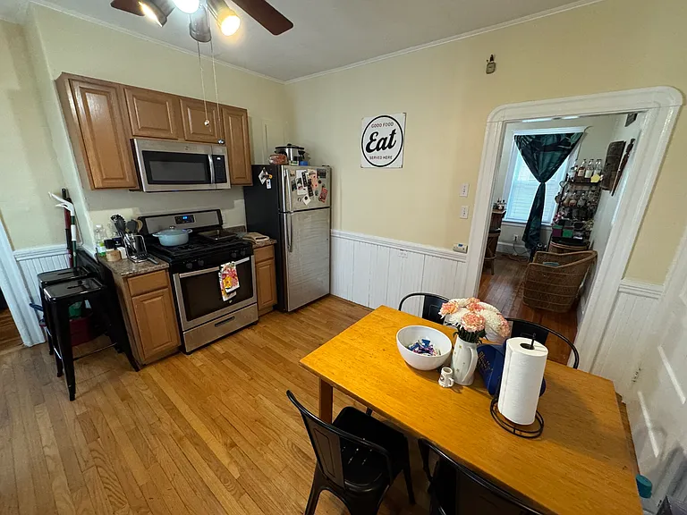 294 Highland Ave #3 — Photo 7