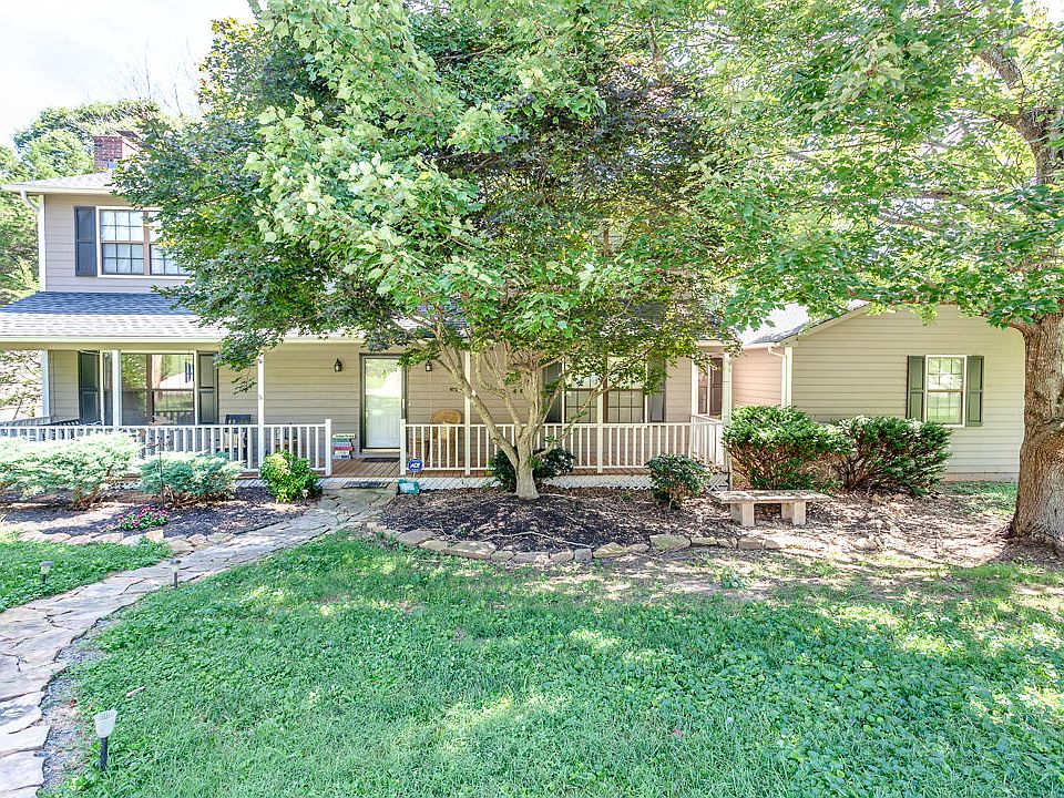 1st image of 9701 Clearwater Dr