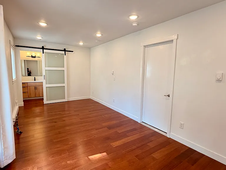 947 Terry St #A — Photo 17