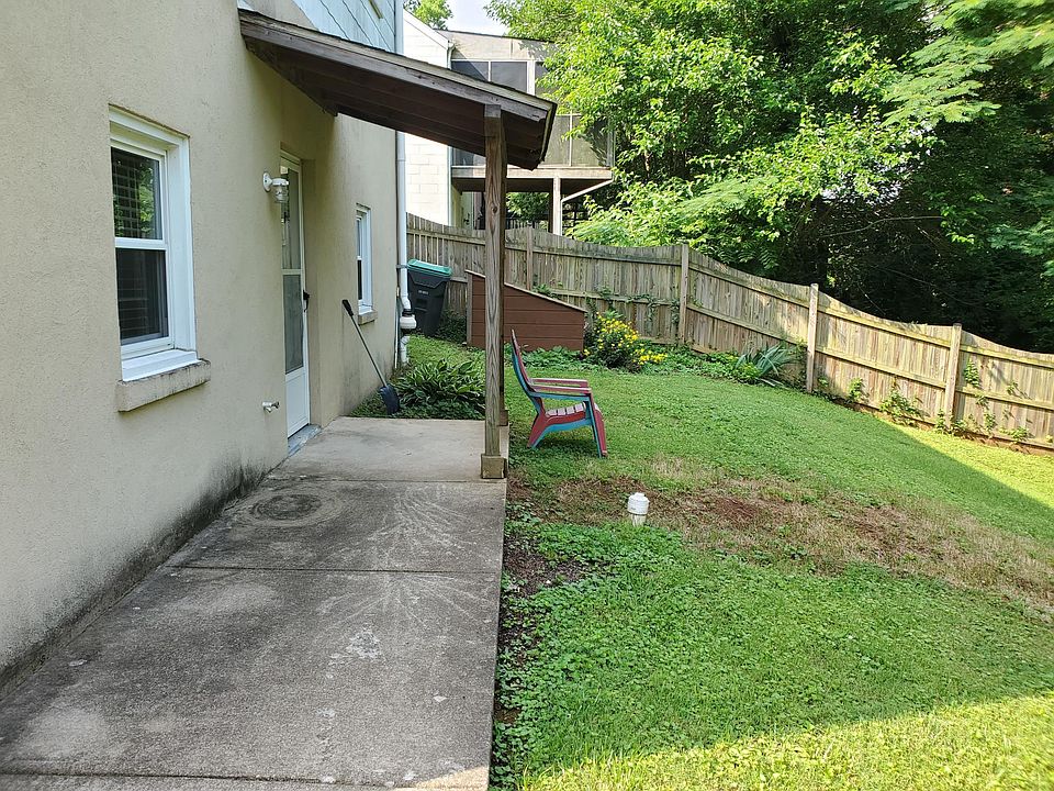 View of entry to the unit.