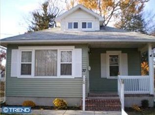37 California Ave, Clementon, NJ 08021