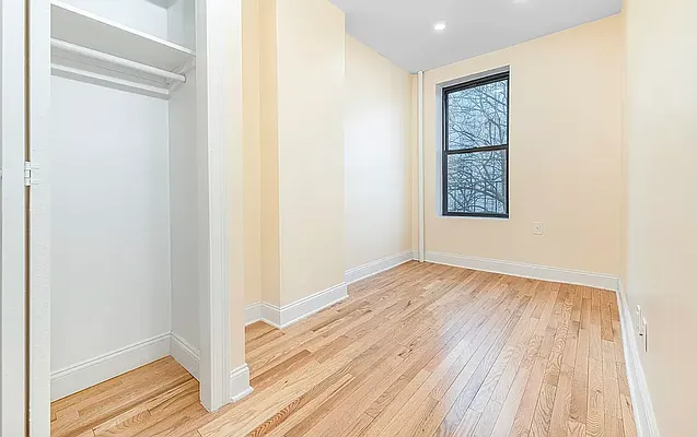 Rented by REAL New York | media 11