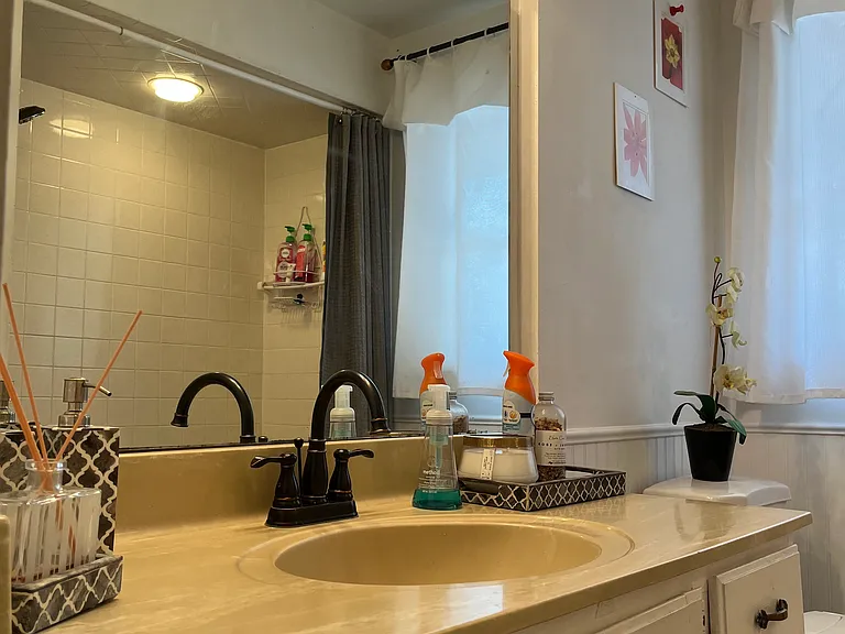 2841 W Rawson Ave — Photo 6