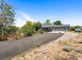 135 Jackdaw Cir, Washoe Valley, NV