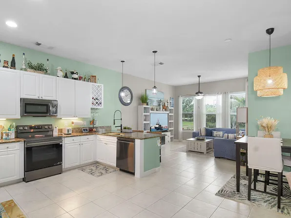 10771 SW Waterway Lane, Port St Lucie, FL 34987