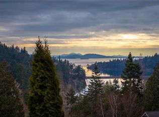 107 Sea Pines Ln, Bellingham, WA 98229