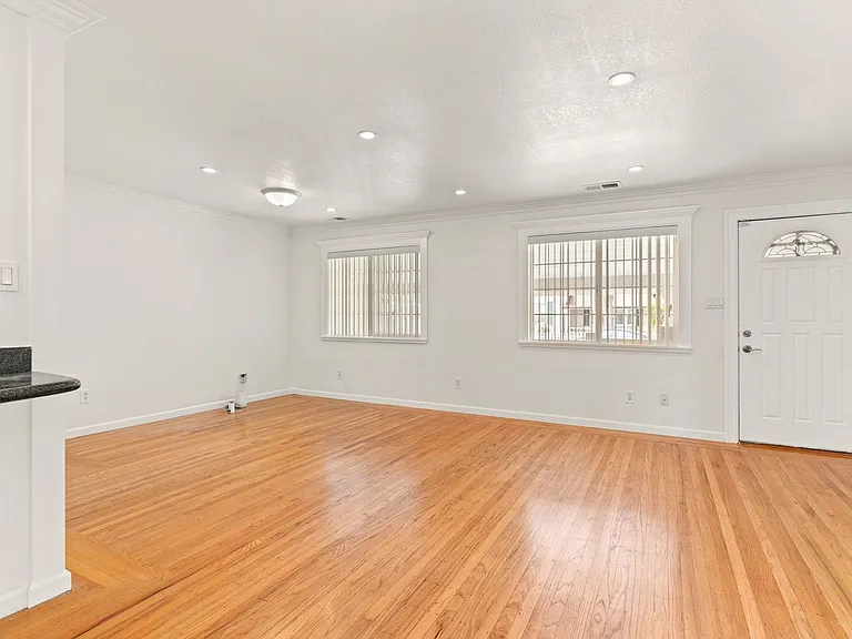 14700 Pansy St — Photo 4