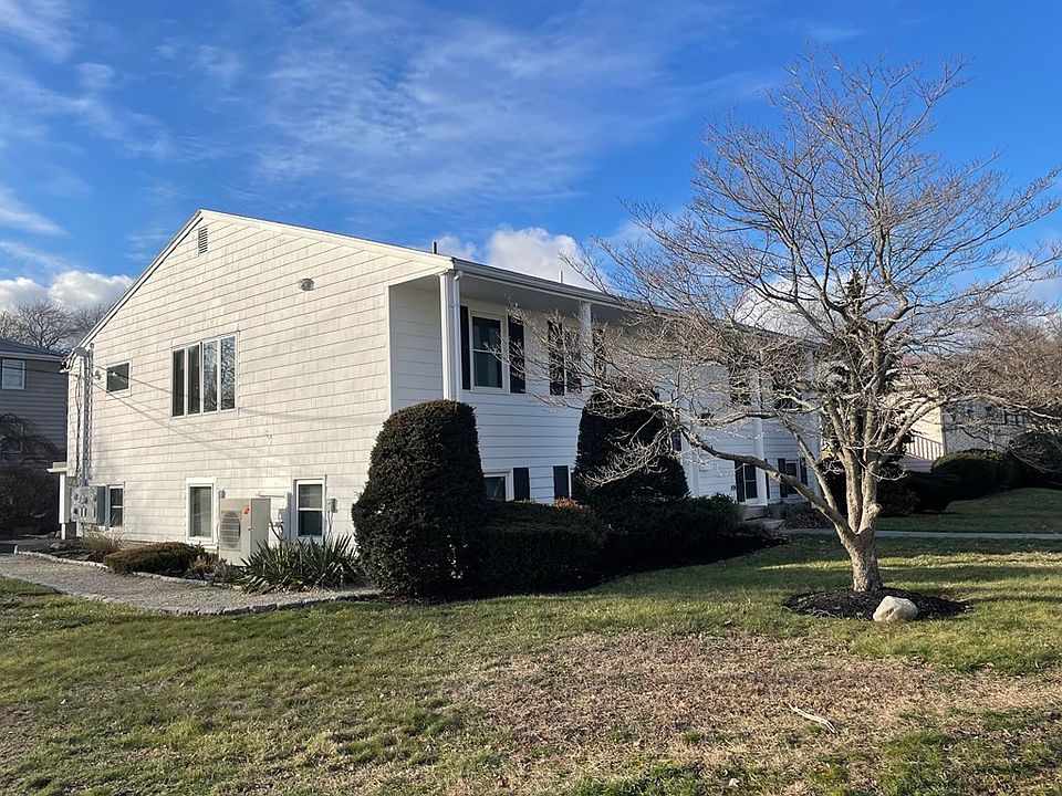 2nd image of 30 Elmwood Park