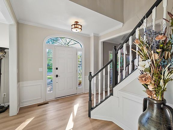 2nd image of 4377 Serpentine Way