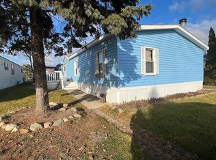 28 Bluebird Hill Dr, Lake Orion, MI 48359