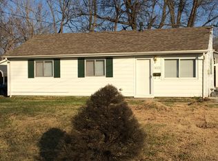 9621 El Prado St, Louisville, KY 40272