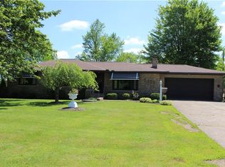 9255 Tate Rd, Erie, PA 16509