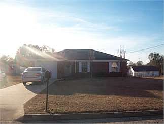 1st image of 75 Blake Dr