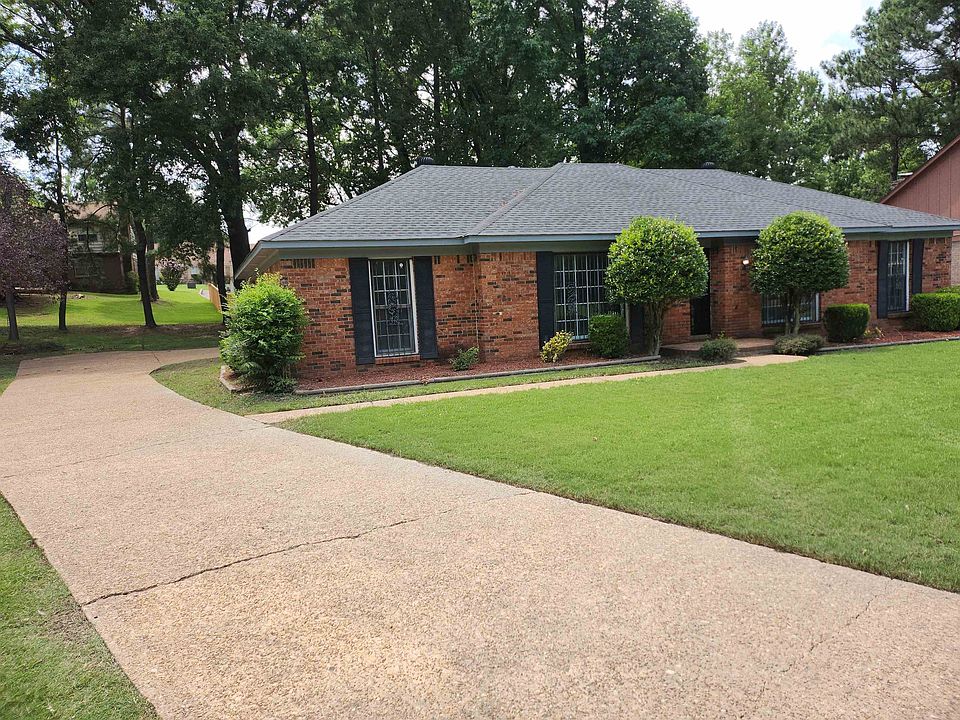1st image of 4811 Hancock Dr