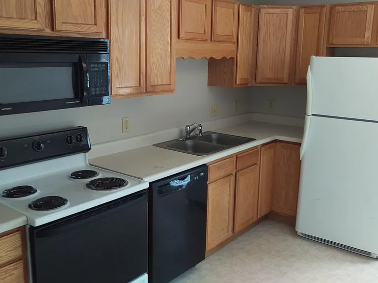 3005 N 50th St #2 — Photo 3