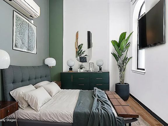 5th image of 165 N 5th St #111