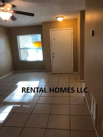 1205 Sophie Blvd — Photo 4