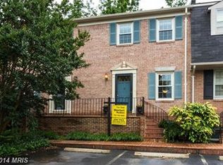 2125 N Lincoln St, Arlington, VA 22207
