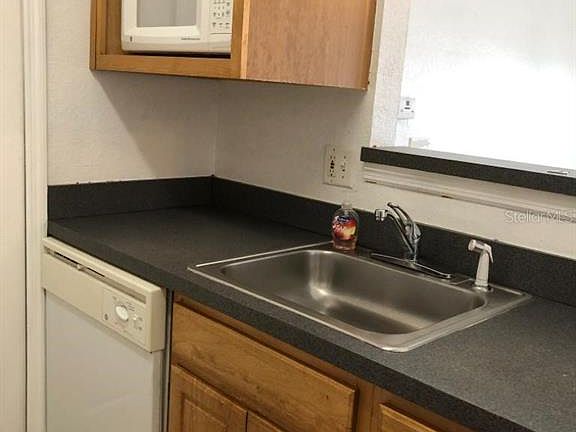 5th image of 3383 Westchester Square Blvd APT 205