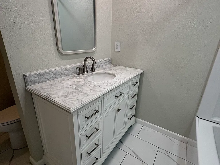 615 Oak Forest Dr — Photo 16