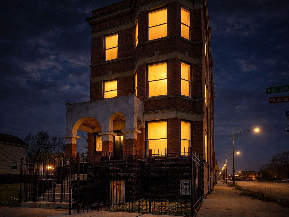 1st image of 1600 S St Louis Ave