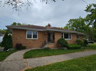 246 Broadmoor Ave #F, Munster, IN 46321