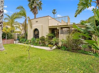 2190 Pacific Ave, Costa Mesa, CA 92627