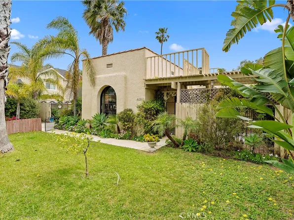 2190 Pacific Ave, Costa Mesa, CA 92627