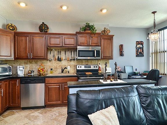 2nd image of 2109 Bayshore Blvd Unit 710