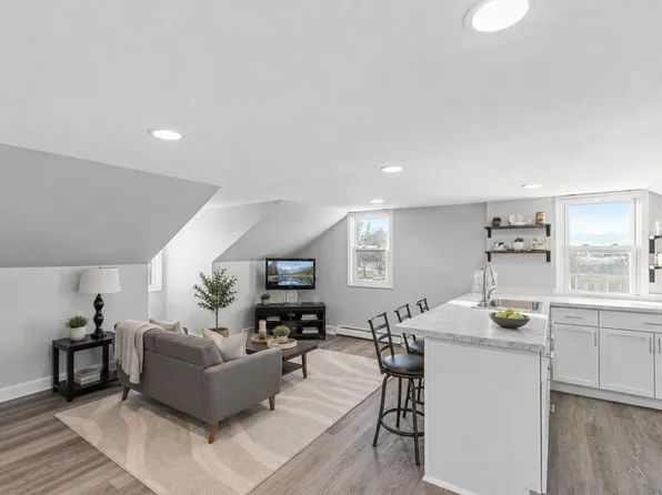 501 W 3rd St #2, Monticello, MN 55362