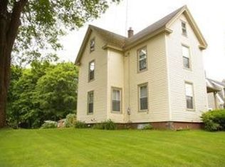 136 Talbot Ave, Rockland, ME 04841