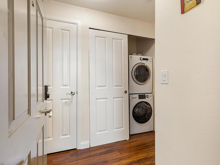 501 141st Ave SE #30 — Photo 3