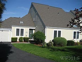 1st image of 124 Fairway Dr