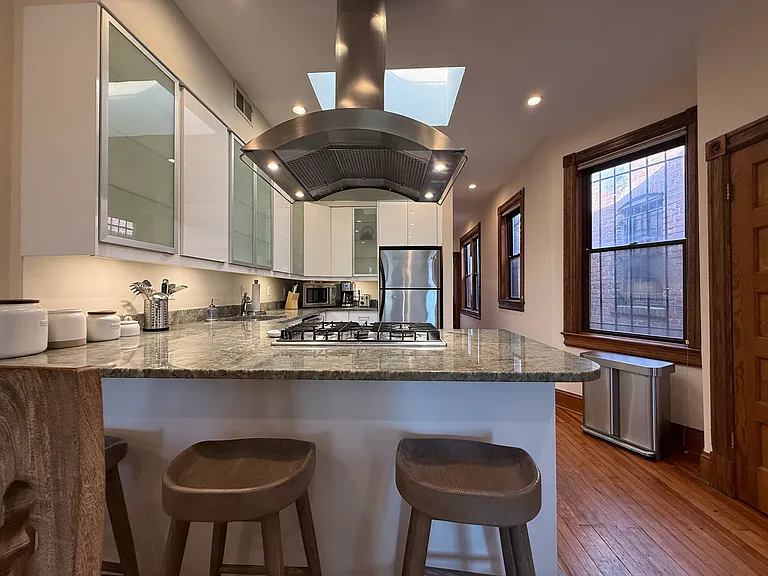 632 Massachusetts Ave NE #3 — Photo 17