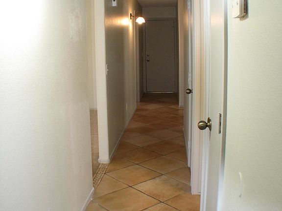 5th image of 2836 W Angela Dr