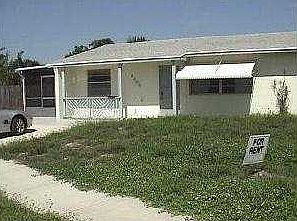 2nd image of 4300 NE 8th Ave