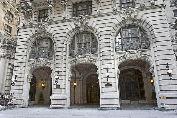 Rented by TurfNYC | media 84