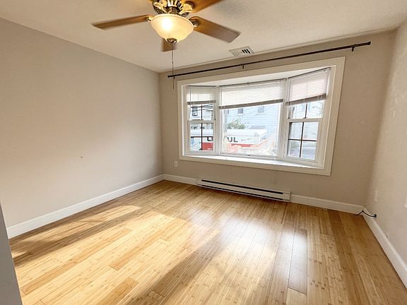 5th image of 114 Buttonwood St #114