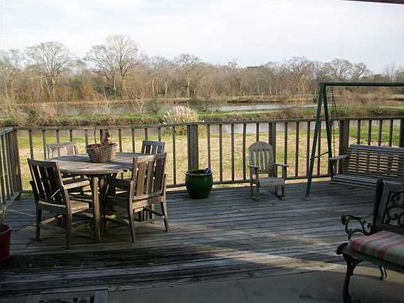 4th image of 9212 Hidden Lake Dr