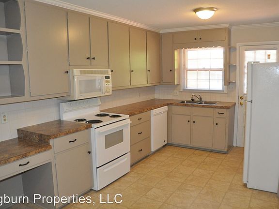 3rd image of 115 N Gordon Dr APT 5