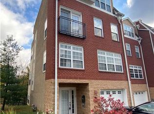 243 Gay St, Philadelphia, PA 19128