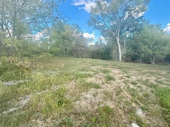 255 Burley Ln, Jonesville, KY 41052