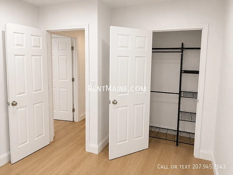 11 Center Street Ave #2 — Photo 12