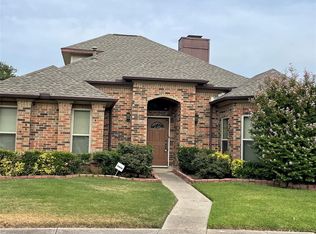 16722 Cleary Cir, Dallas, TX 75248
